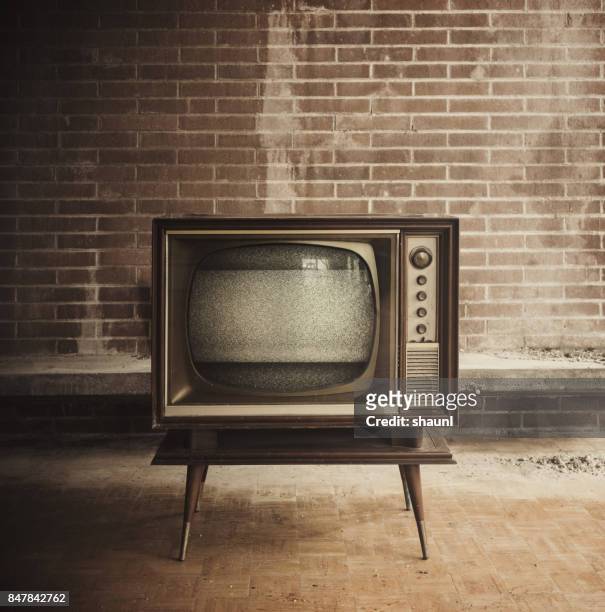 vintage-fernseher - vintage tv stock-fotos und bilder