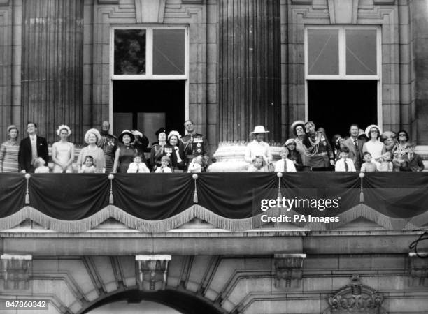 *Scanned low-res from print, high-res available on request* Members of the royal family on the balcony of Buckingham Palace after the Trooping of the...