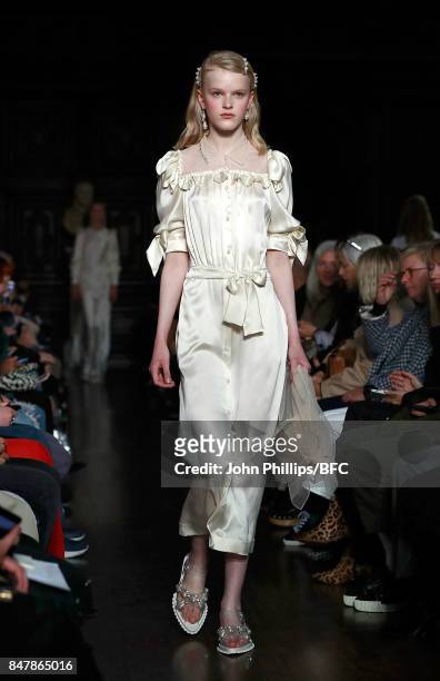 Model walks the runway at the Simone Rocha show during London Fashion Week September 2017 on September 16, 2017 in London, England.