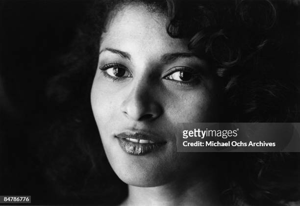 Actress Pam Grier poses for a photo on May 20, 1977 in Los Angeles, California.