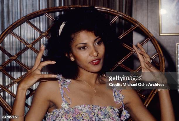 Actress Pam Grier poses for a photo on May 20, 1977 in Los Angeles, California.