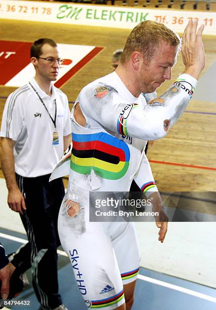 Chris Hoy of Great Britain and SKY+HD Team waves to the crowds after crashing out of the final of the Keirin during day two of the UCI Track World...