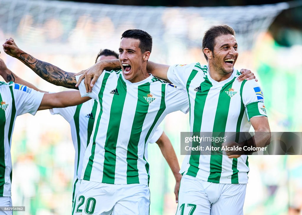 Real Betis v Deportivo La Coruna - La Liga