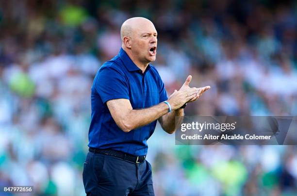 Head Coach of RC Deportivo Pepe Mel reacts during the La Liga match between Real Betis and Deportivo La Coruna at Estadio Benito Villamarin on...