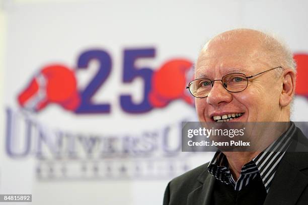 Boxing-Promoter Klaus-Peter Kohl speaks to the assembled media during a press conference to announce the forthcoming 25th Birthday of Universum...