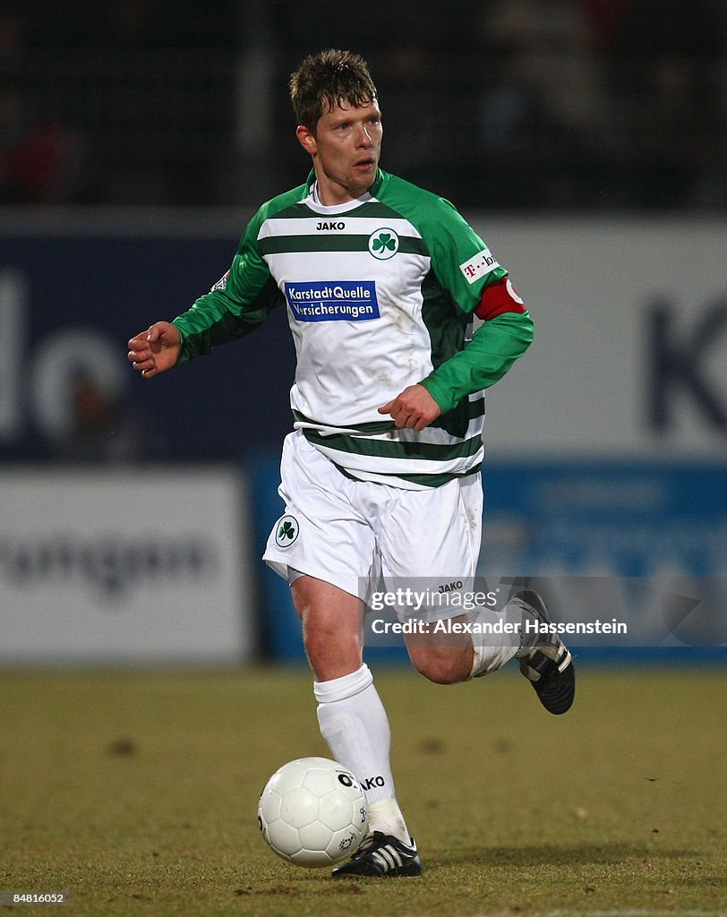 SpVgg Greuter Fuerth v FSV Frankfurt - 2. Bundesliga