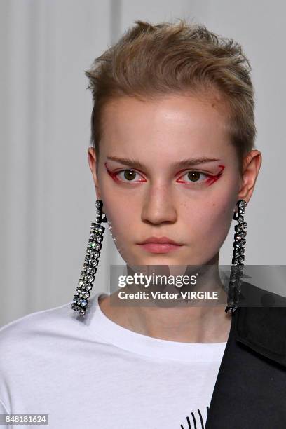 Model walks the runway at the Ashley Williams Ready to Wear Spring/Summer 2018 fashion show during London Fashion Week September 2017 on September...