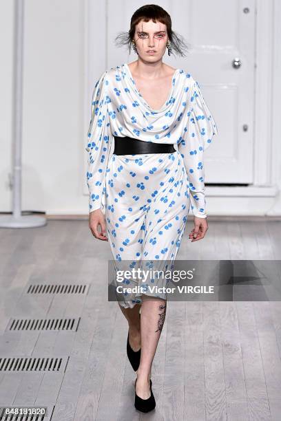 Model walks the runway at the Ashley Williams Ready to Wear Spring/Summer 2018 fashion show during London Fashion Week September 2017 on September...