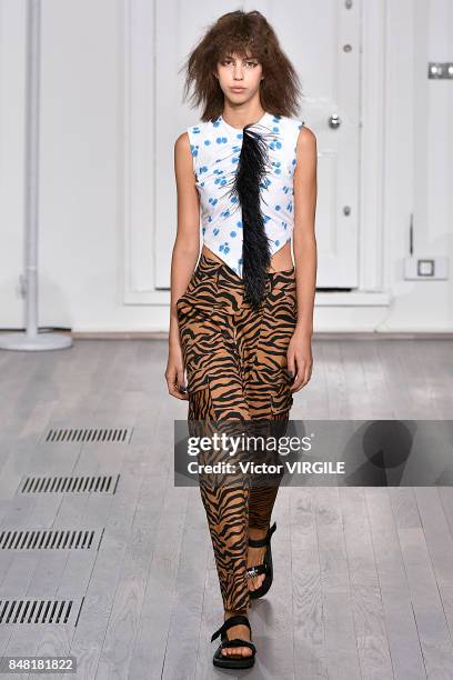 Model walks the runway at the Ashley Williams Ready to Wear Spring/Summer 2018 fashion show during London Fashion Week September 2017 on September...