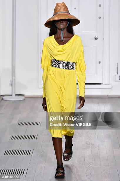 Model walks the runway at the Ashley Williams Ready to Wear Spring/Summer 2018 fashion show during London Fashion Week September 2017 on September...