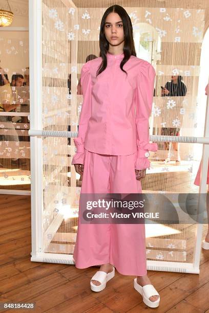 Model poses at the Xiao Li Ready to Wear Spring/Summer 2018 presentation during London Fashion Week September 2017 on September 15, 2017 in London,...