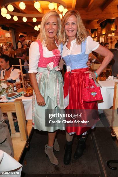 Judith Milberg and Mon Muellerschoen during the 'Fruehstueck bei Tiffany' at Schuetzenfesthalle at the Oktoberfest on September 16, 2017 in Munich,...