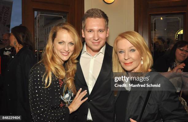 Natalie Alison, Clemens Trischler and Gerda Rogers pose during the musical 'I Am From Austria' world-premiere in Vienna at Raimund Theater on...