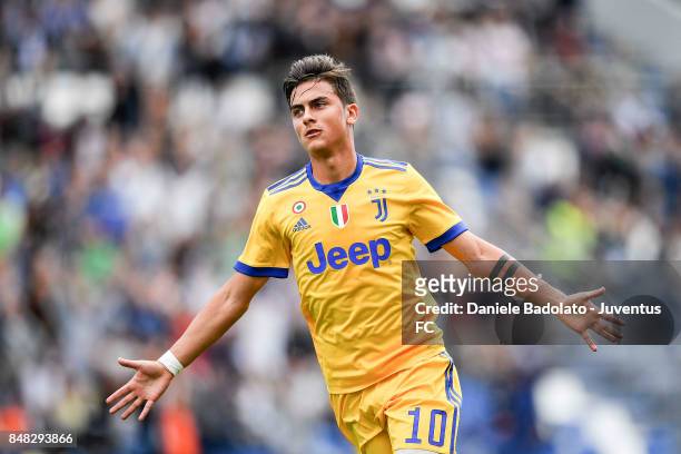 Paulo Dybala celebrates 0-1 goal during the Serie A match between US Sassuolo and Juventus at Mapei Stadium - Citta' del Tricolore on September 17,...