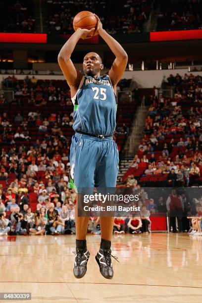 Al Jefferson of the Minnesota Timberwolves shoots a jumper during the game against the Houston Rockets on February 7, 2009 at the Toyota Center in...
