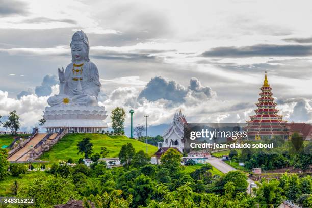 wat huai pla kung temple, in chiang rai city (thailand) - chiang rai province stock pictures, royalty-free photos & images