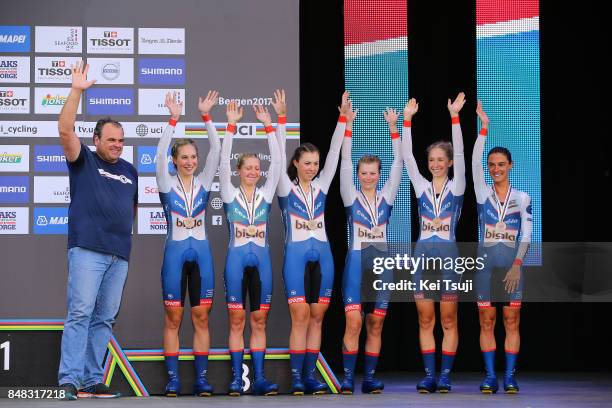 90th Road World Championships 2017 / TTT Women Elite Podium / Stephanie GAUMNITZ / Nicole HANSELMANN / Ciara HORNE / Lisa KLEIN / Clara KOPPENBURG /...