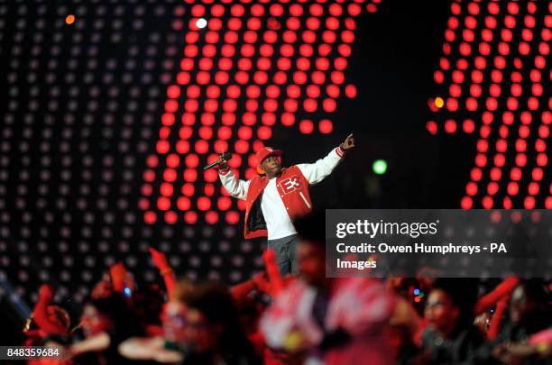 Dizzee Rascal 2012 24 Dizzee Rascal Opening Ceremony Stock Photos, High-Res Pictures, and ...