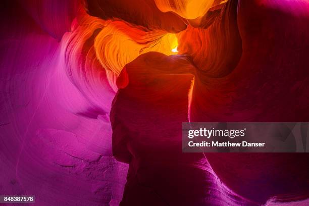 upper antelope canyon at noon 3 - danser stock pictures, royalty-free photos & images