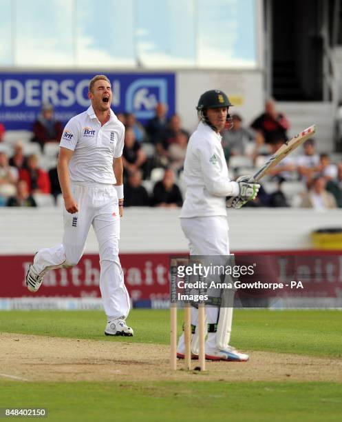England's Stuart Broad reacts after a missed catch during the Investec Second Test match at Headingley Carnegie, Leeds.