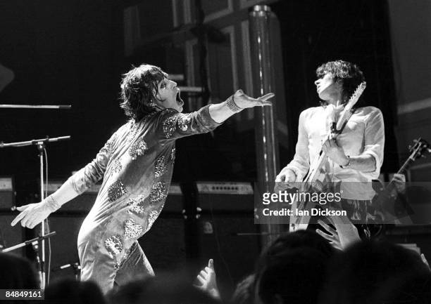 Photo of ROLLING STONES and Mick JAGGER and Keith RICHARDS, Mick Jagger and Keith Richards performing live onstage