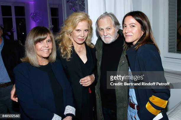 Singers Chantal Goya, Sylvie Vartan, Jean-Jacques Debout and Keren Ann attend the Dinner after Sylvie Vartan performed at L'Olympia on September 16,...