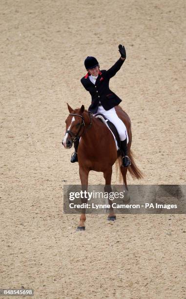 Deborah Riddle 53 Deborah Criddle Stock Photos, High-Res Pictures, and Images - Getty ...