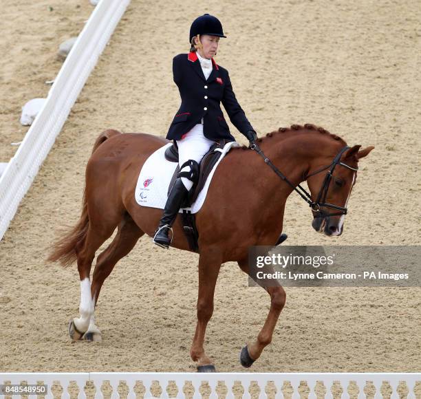 Deborah Riddle 53 Deborah Criddle Stock Photos, High-Res Pictures, and Images - Getty ...