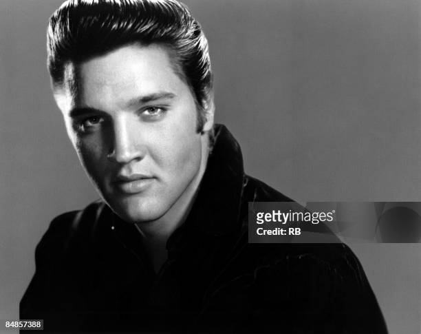 Photo of Elvis PRESLEY; Posed studio portrait of Elvis Presley