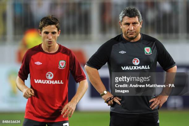 Wales first team coach Osian Roberts and Joe Allen