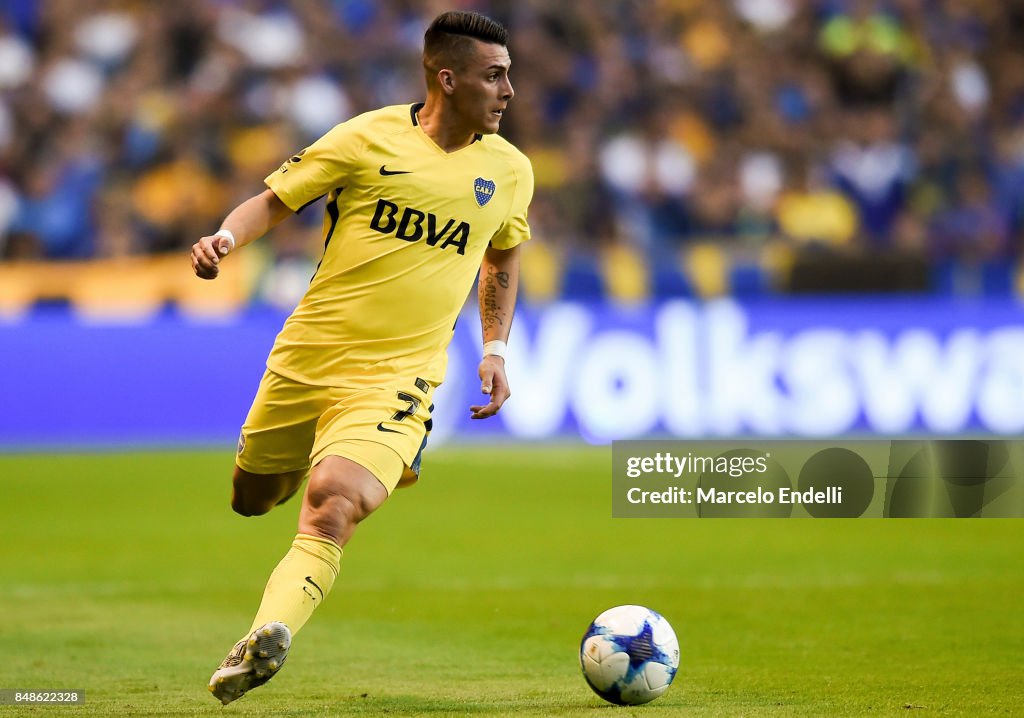 Boca Juniors v Godoy Cruz - Superliga 2017/18