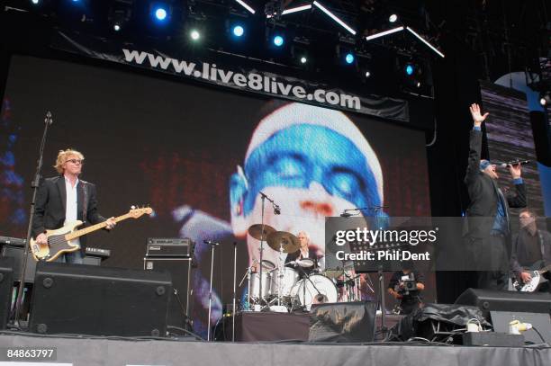 Photo of LIVE 8 and REM, Mike Mills, Joey Waronker, Michael Stipe, Peter Buck performing at Live 8