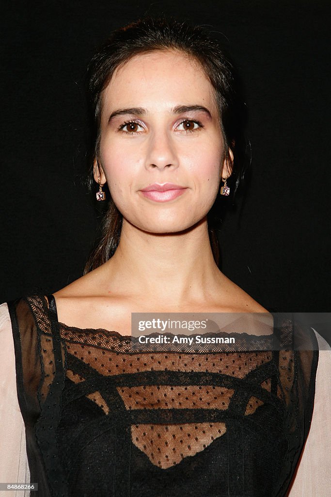 Philosophy Di Alberta Ferretti - Presentation - Fall 09 MBFW