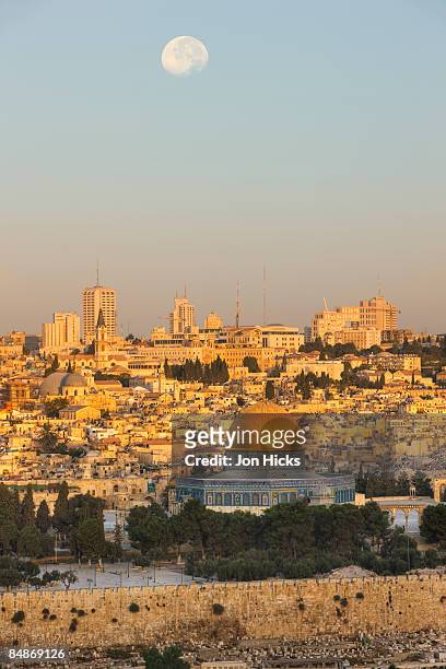 city skyline from the mount of olives. - jerusalem stock pictures, royalty-free photos & images