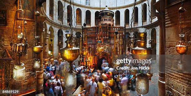 interior of the church of the holy sepulchre. - church of the holy sepulchre 個照片及圖片檔