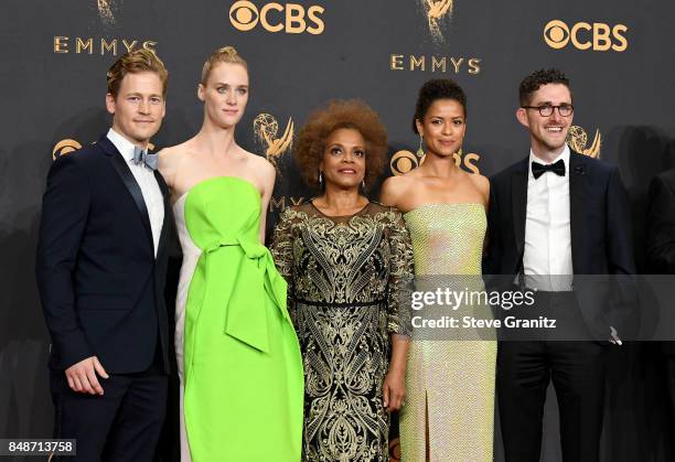 Actors Gavin Stenhouse, Mackenzie Davis, Denise Burse, Gugu Mbatha-Raw and Billy Griffin Jr. Of the 'Black Mirror' episode 'San Junipero,' winner of...