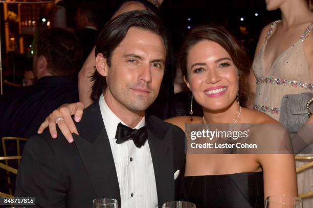 Actors Milo Ventimiglia and Mandy Moore attend the 69th Annual Primetime Emmy Awards Governors Ball on September 17, 2017 in Los Angeles, California.