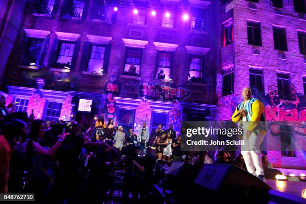 Fat Joe performs onstage at VH1 Hip Hop Honors: The 90s Game Changers at Paramount Studios on September 17, 2017 in Los Angeles, California.