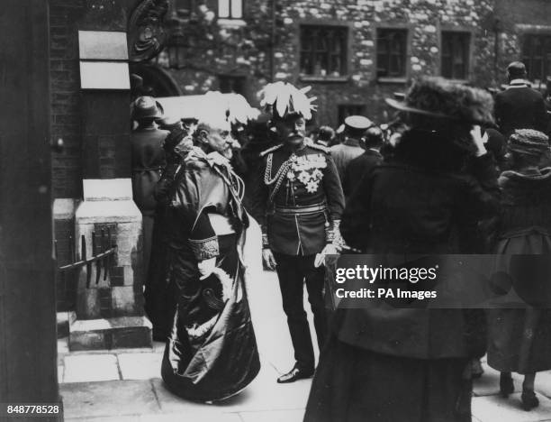 Colonel Gordon Rae Colonel Gordon Photos and Premium High Res Pictures - Getty Images