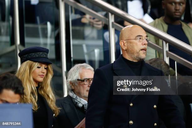 Julie Hantson wife of Pascal Obispo, french singer during the Ligue 1 match between Paris Saint Germain and Olympique Lyonnais at Parc des Princes on...