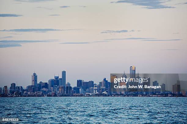 melbourne skyline - port phillip bay stock pictures, royalty-free photos & images