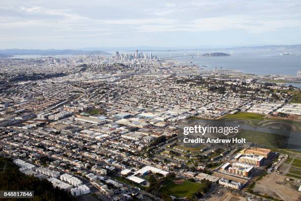 Hunters Point View Hunters Point Photos and Premium High Res Pictures - Getty Images