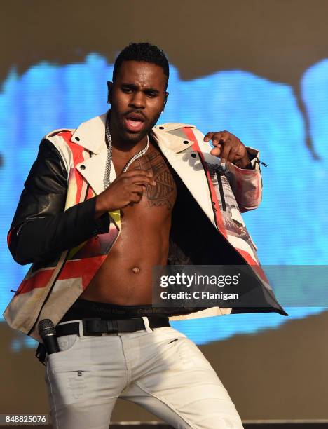 Jason Derulo performs in concert on the third day of KAABOO Del Mar on September 17, 2017 in Del Mar, California.