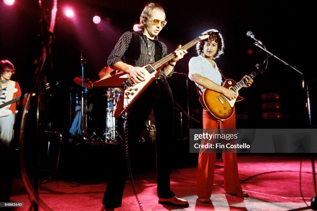 Photo of WISHBONE ASH