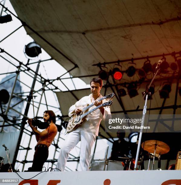 Photo of John McLAUGHLIN and MAHAVISHNU ORCHESTRA, John McLaughlin