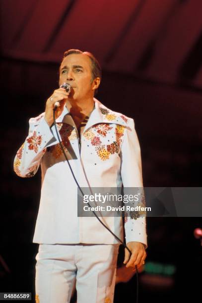 Photo of Faron YOUNG