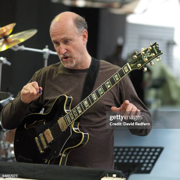 Photo of John SCOFIELD, Vienne Tiff day 7,8 0190