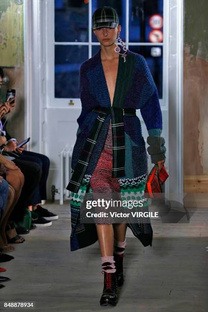 Model walks the runway at the Burberry Ready to Wear Fall/Winter 2017 fashion show during London Fashion Week September 2017 on September 16, 2017 in...