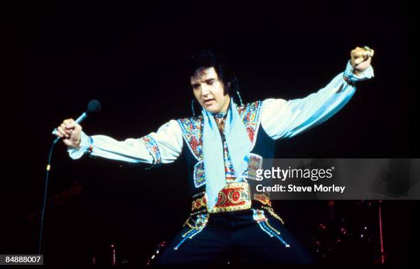 Photo of Elvis PRESLEY, performing live onstage