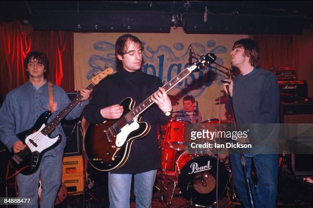 Photo of Liam GALLAGHER and Paul 'Bonehead' ARTHURS and Paul 'Guigsy' McGUIGAN and OASIS, L-R: Paul 'Guigsy' McGuigan, Paul 'Bonehead' Arthurs, Tony...
